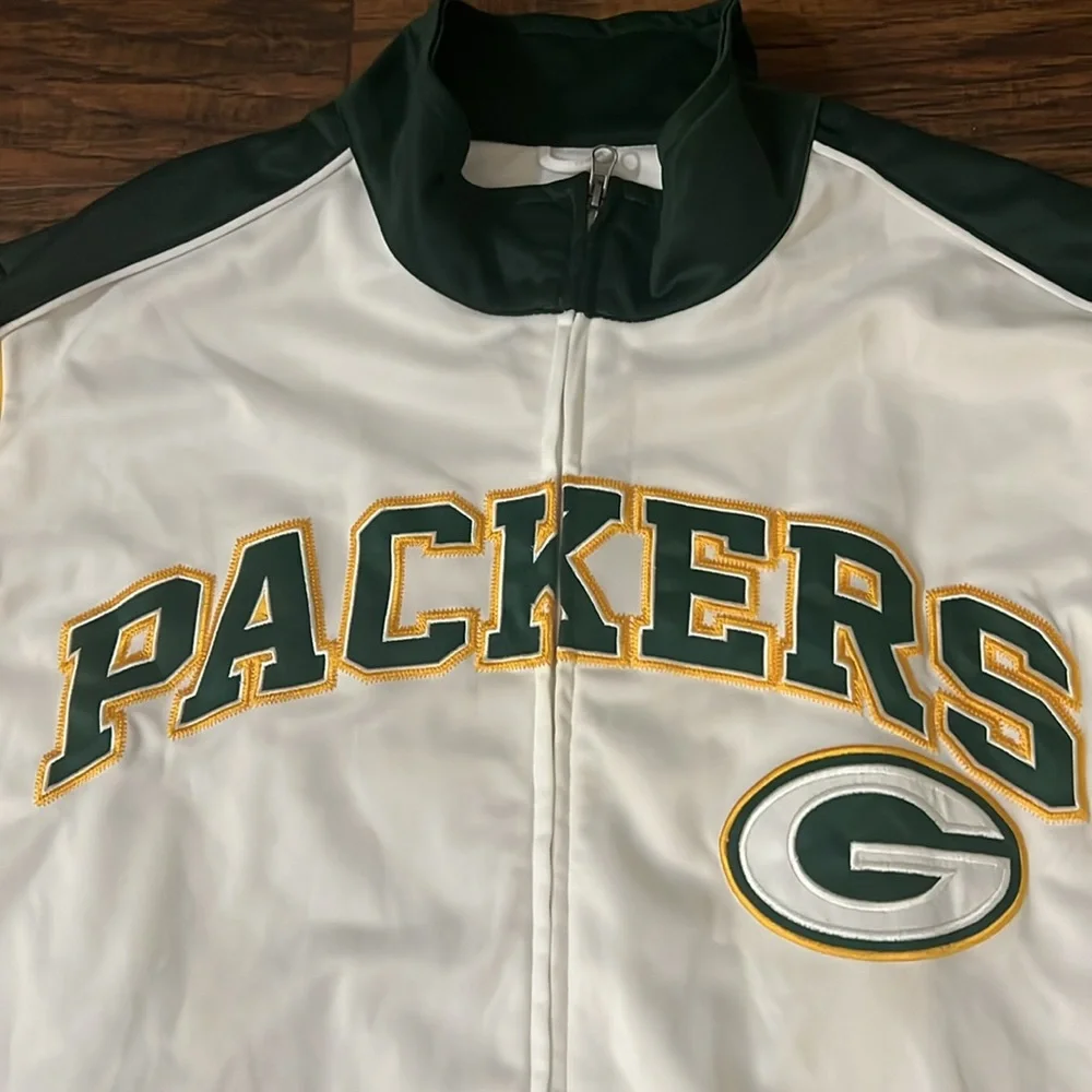 Green Bay Packers Embroidered NFL jacket - Picture 5 of 10